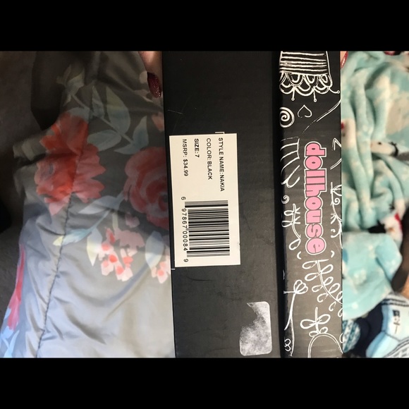 Beautiful black flats - Picture 4 of 4